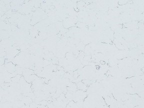 670 - Antique Blanca